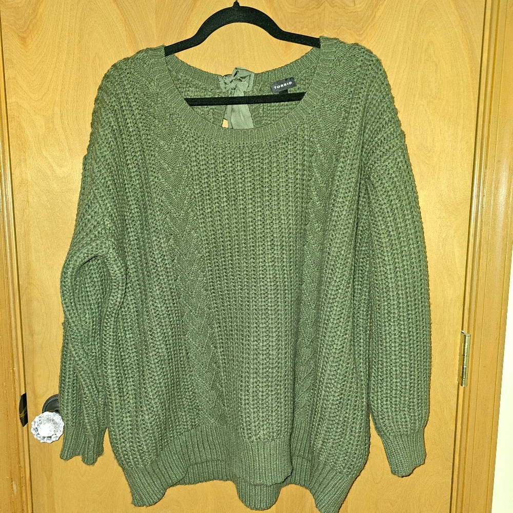 TORRID Cable Pullover Keyhole Tie Back Sweater 1X 14-16 Hunter Green